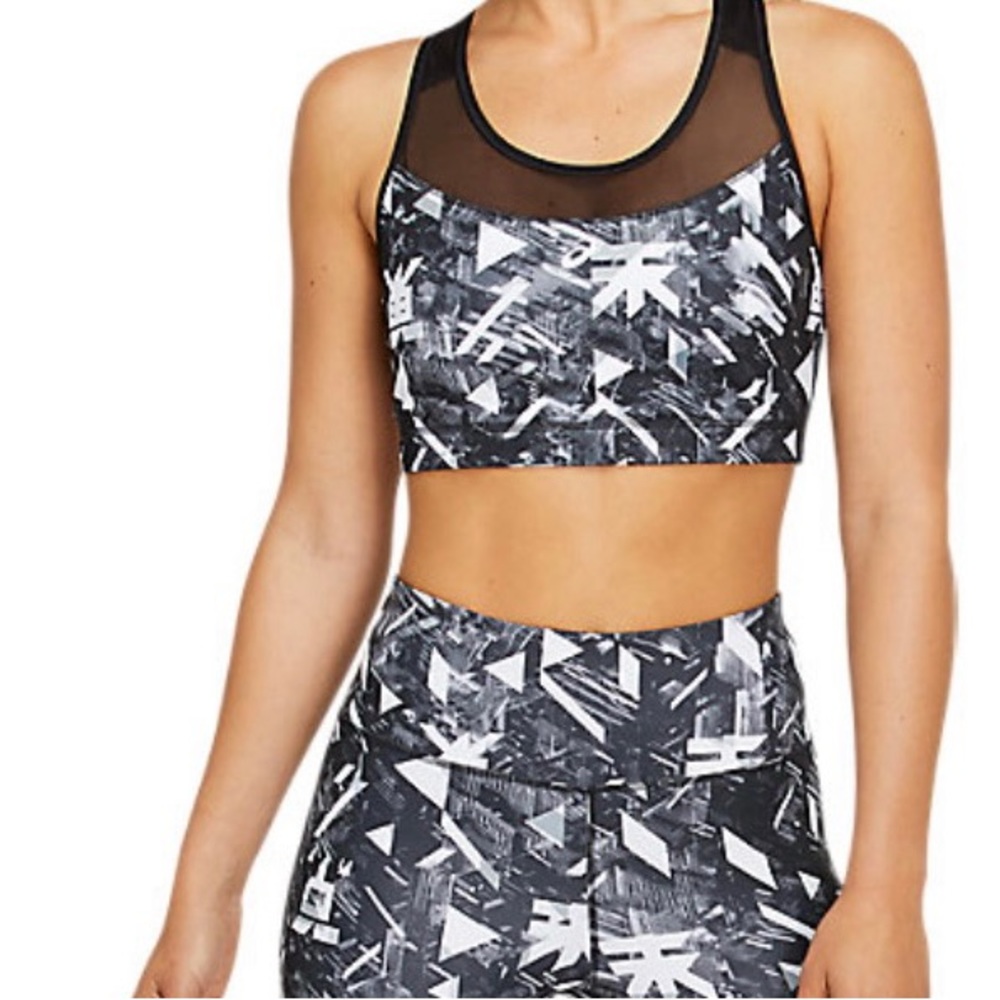 ASICS Women sports bra- like new- size L